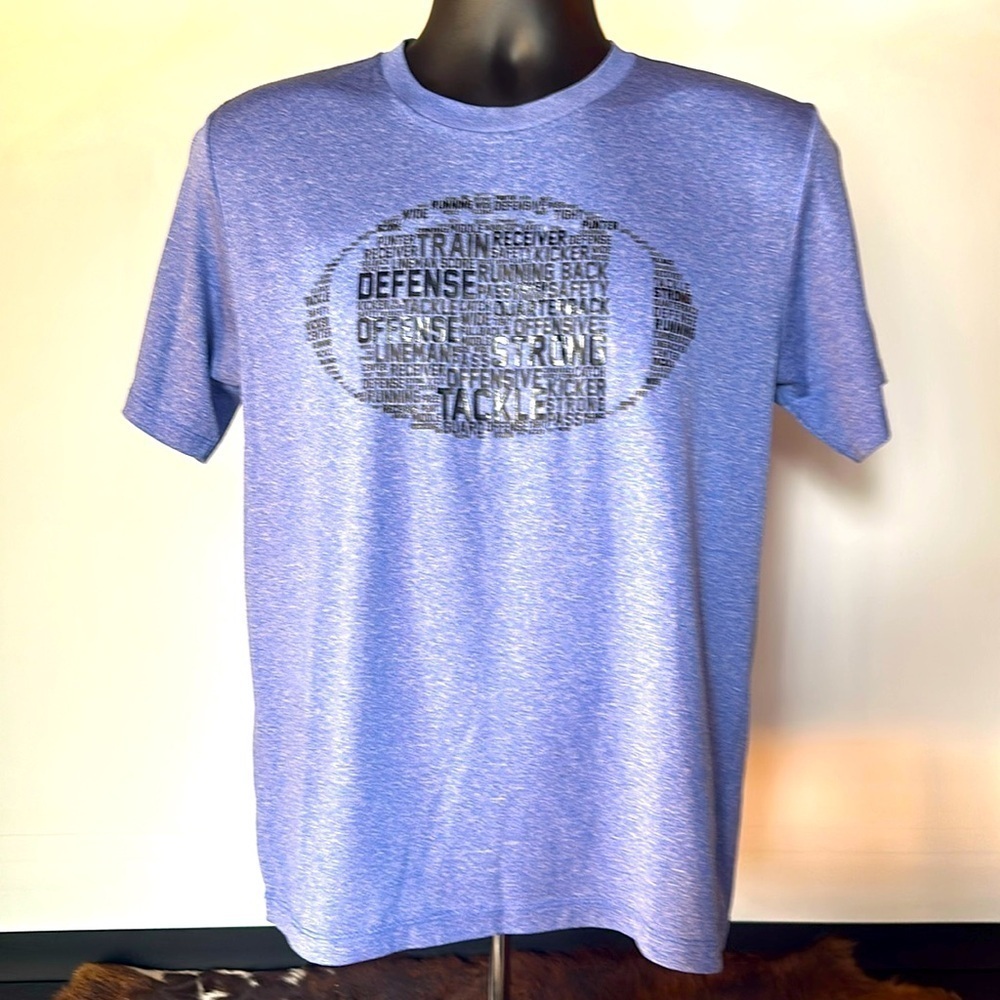 TEK GEAR | Boys Football | Workout | Dry Fit | Size XL | Great Condition.